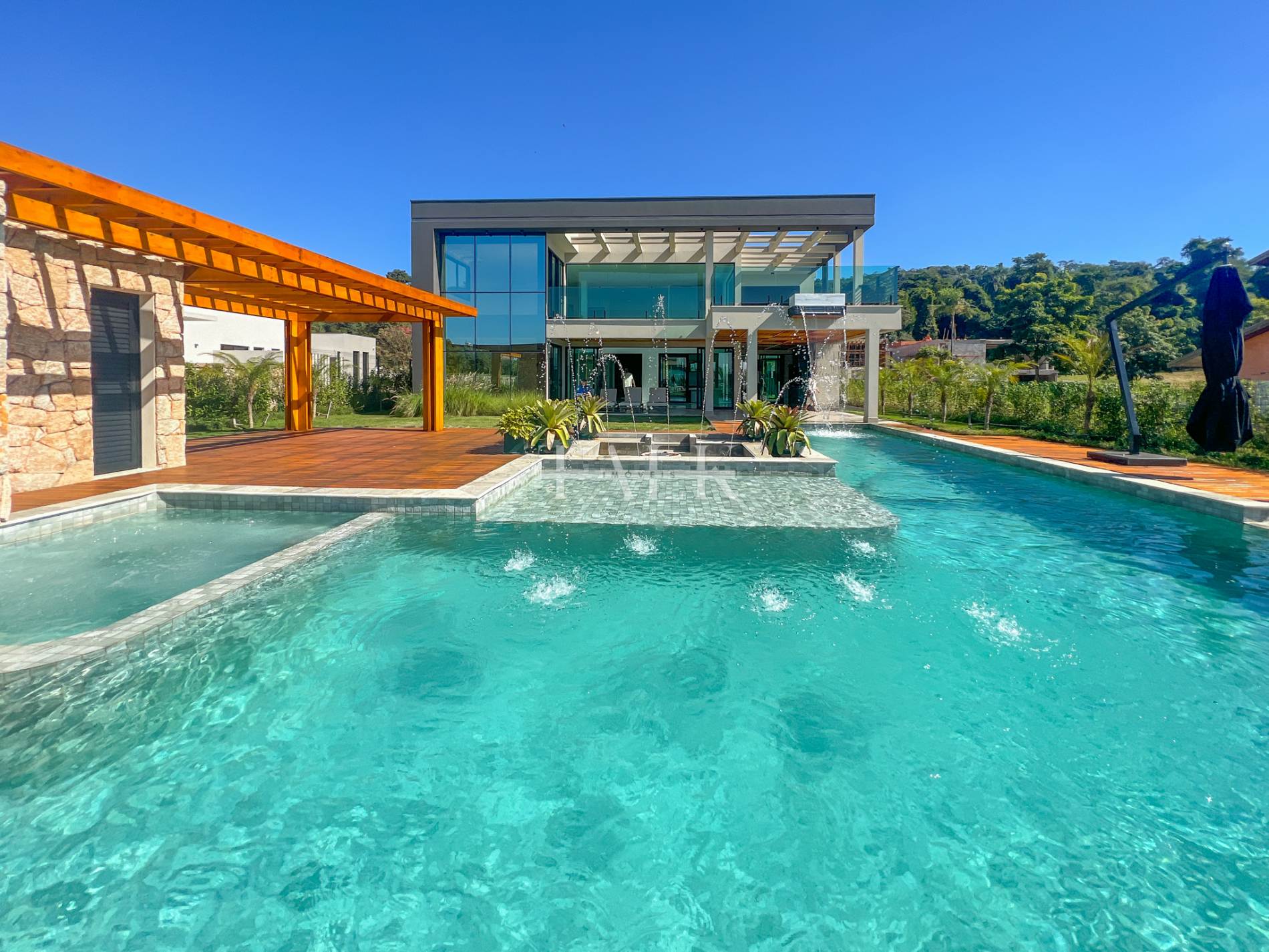 O lugar certo para conversar sobre imóveis